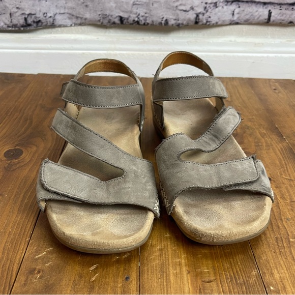 Gabor taupe leather sandals size 38 - Picture 3 of 12